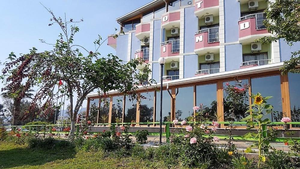 Linda Butik Otel Guemuelduer İzmir Ngoại thất bức ảnh